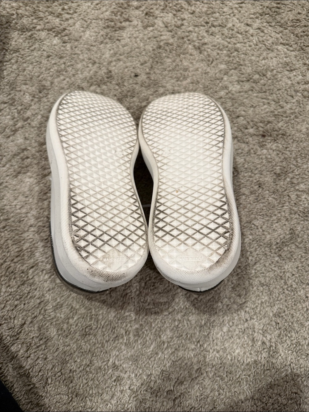 Valentino White Leather Sneakers with Black Heel Patch - Picture 5 of 6